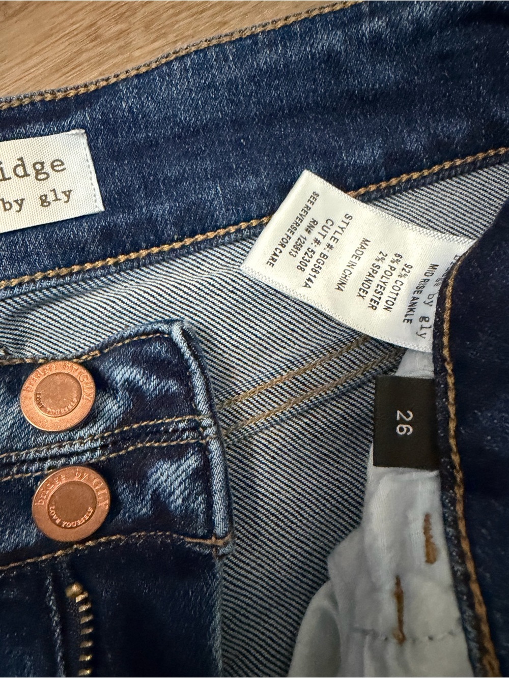 Bridge by Gly buckle distressed jeans 26 petite - Picture 3 of 4